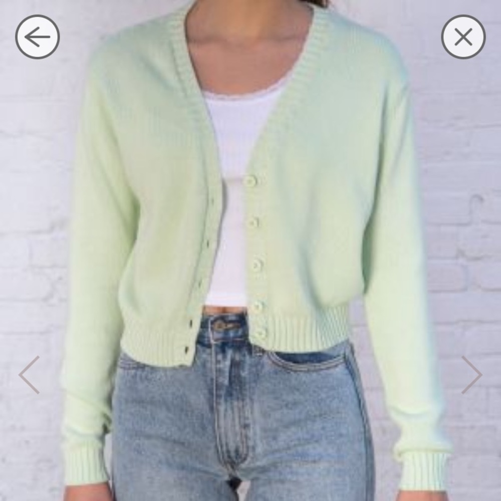 BRAND NEW WITH TAGS green billie sweater